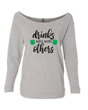 DRINKS WELL WITH OTHERS ST. PATRICK'S DAY RAGLAN