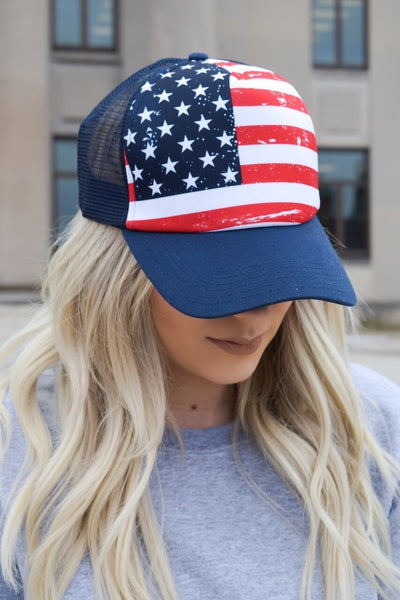 FLAG MESH TRUCKER HAT